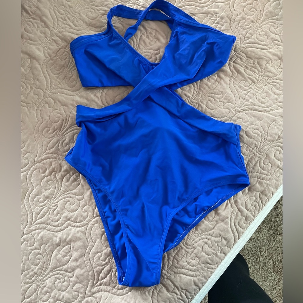 Ladies swimsuit
